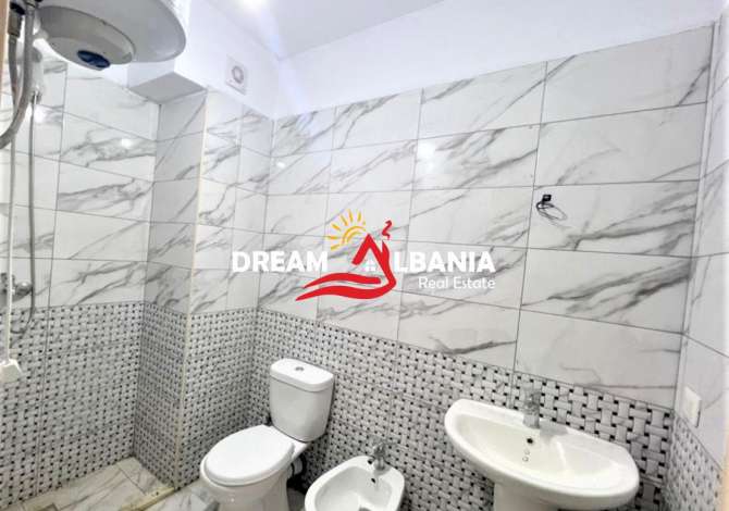 Shtepi ne shitje Apartament ne Tirane, 2+1, Mobilimi Bosh, pa mobiluar, Pagesa 125,000  Euro.