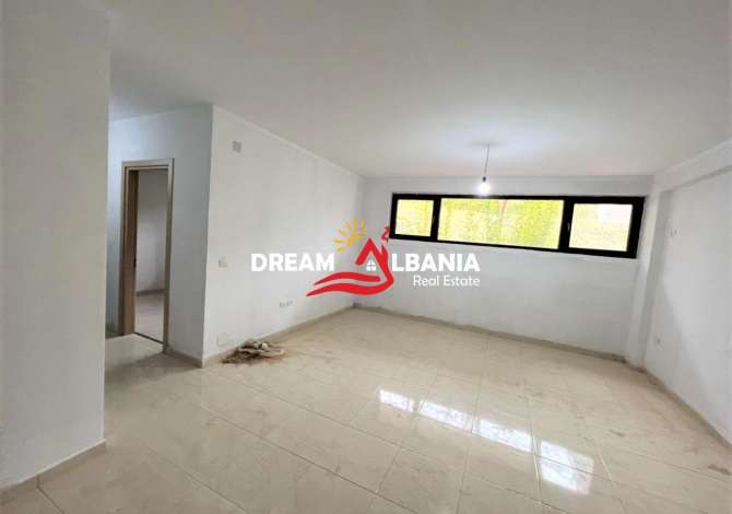 Shtepi ne shitje Apartament ne Tirane, 2+1, Mobilimi Bosh, pa mobiluar, Pagesa 125,000  Euro.