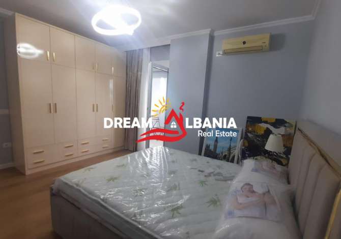 Shtepi me qera Apartament ne Tirane, 2+1, Mobilimi E mobiluar, Pagesa 800  Euro.