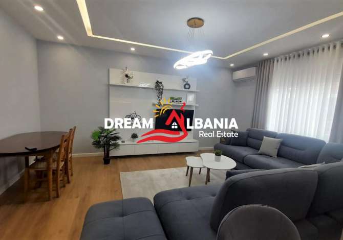 Shtepi me qera Apartament ne Tirane, 2+1, Mobilimi E mobiluar, Pagesa 800  Euro.