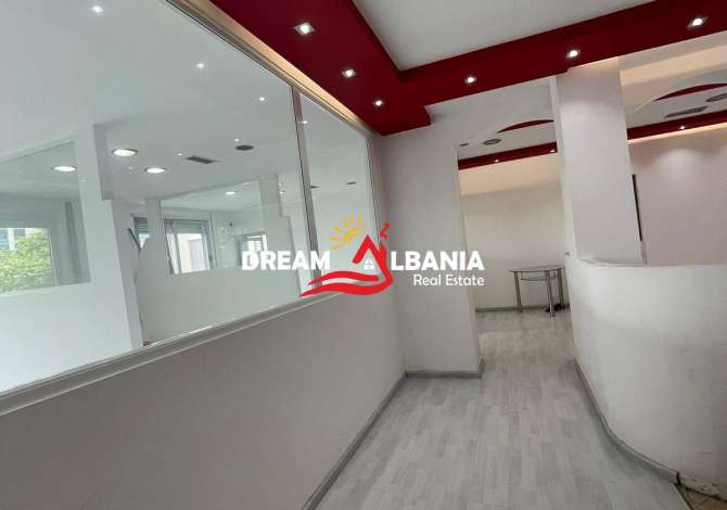 Ambient biznesi me qera 3+1 ne Tirane - 1,000 Euro