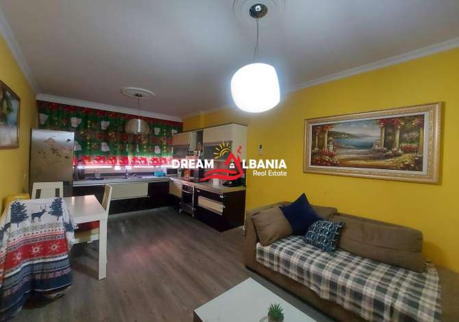 Shtepi ne shitje 2+1 ne Tirane - 130,000 Euro