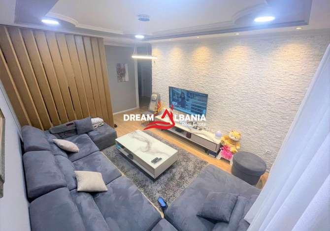 Shtepi ne shitje 3+1 ne Tirane - 240,000 Euro