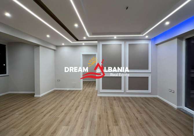 Shtepi ne shitje Apartament ne Tirane, 2+1, Mobilimi Bosh, pa mobiluar, Pagesa 220,000  Euro.