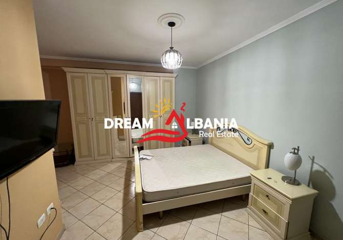 Shtepi ne shitje Apartament ne Tirane, 2+1, Mobilimi Bosh, pa mobiluar, Pagesa 139,000  Euro.