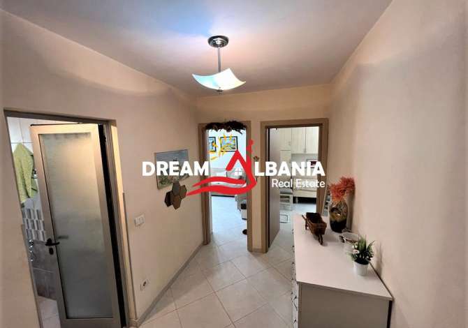 Shtepi ne shitje Apartament ne Tirane, 1+1, Mobilimi E mobiluar, Pagesa 84,000  Euro.