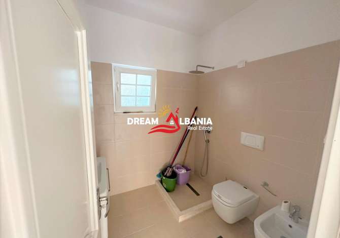 Luxury villas for rent in Tirana 7+1, Emty