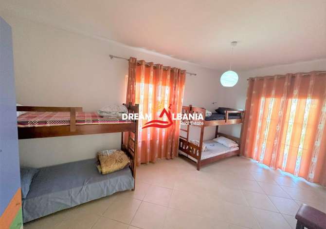 Luxury villas for rent in Tirana 7+1, Emty