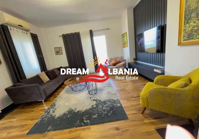 Shtepi me qera 6+1 ne Tirane - 3,000 Euro