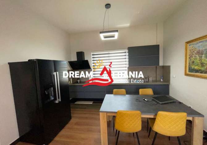 Shtepi me qera 6+1 ne Tirane - 3,000 Euro