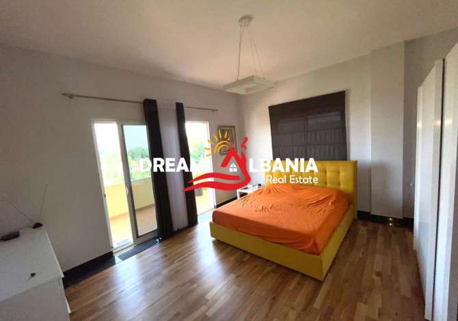 Shtepi me qera Vila Luksoze ne Tirane, 6+1, Mobilimi E mobiluar, Pagesa 3,000  Euro.