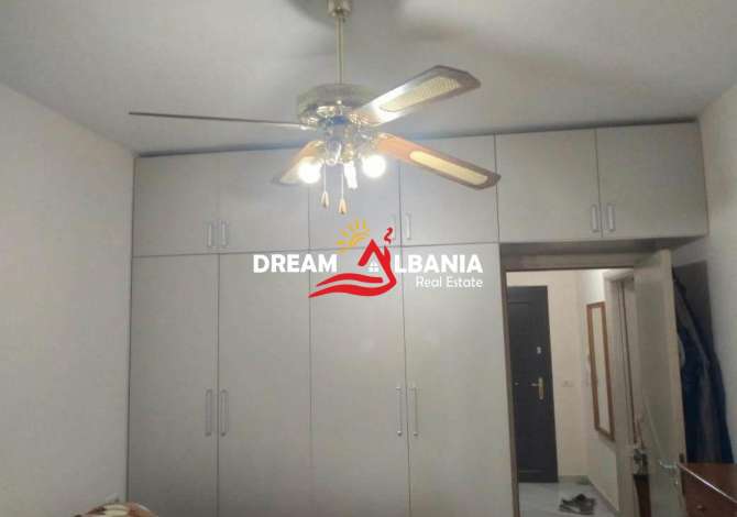 Shtepi ne shitje Apartament ne Tirane, 1+1, Mobilimi E mobiluar, Pagesa 70,000  Euro.