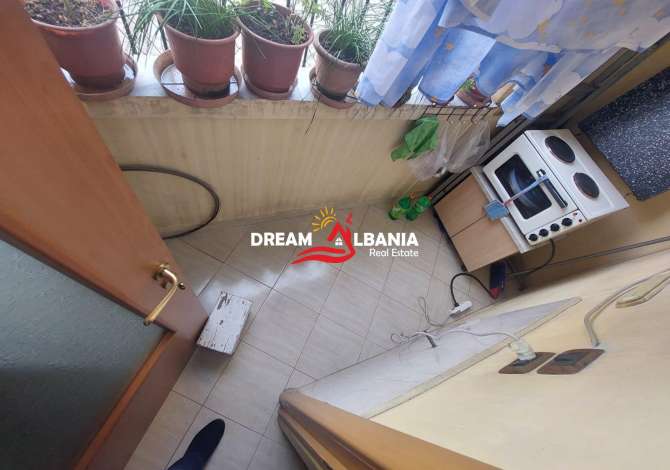 Shtepi ne shitje Apartament ne Tirane, 3+1, Mobilimi E mobiluar, Pagesa 89,990  Euro.