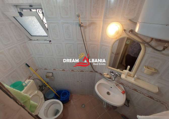 Shtepi ne shitje Apartament ne Tirane, 3+1, Mobilimi E mobiluar, Pagesa 89,990  Euro.