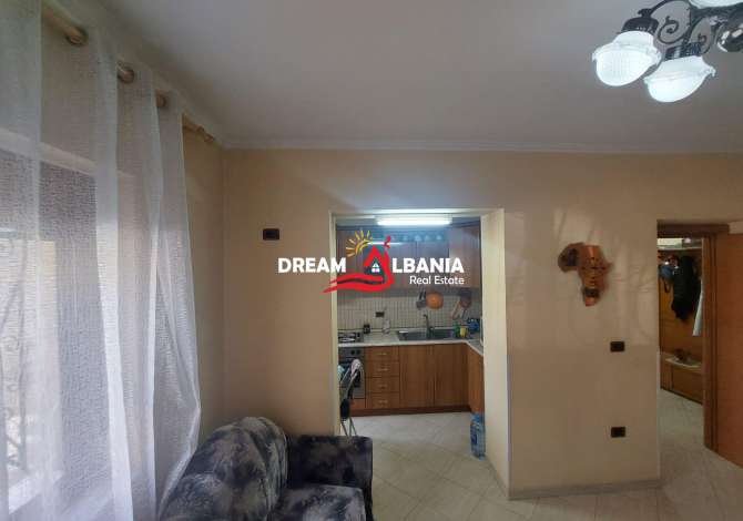 Shtepi ne shitje Apartament ne Tirane, 3+1, Mobilimi E mobiluar, Pagesa 89,990  Euro.