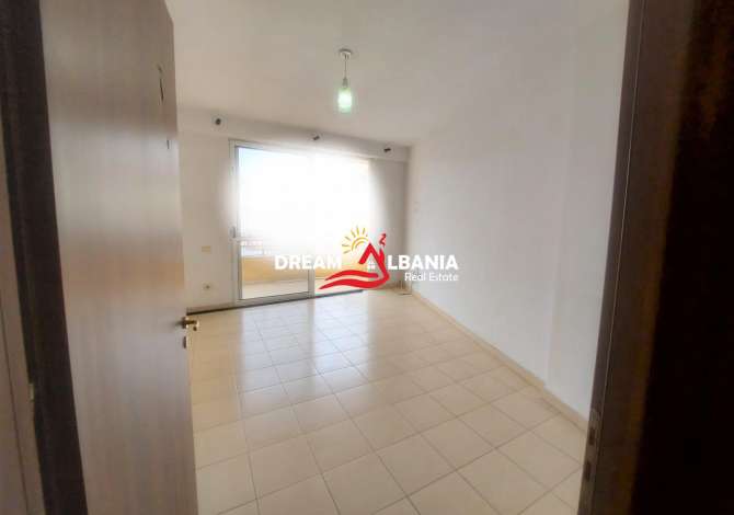 Shtepi ne shitje Apartament ne Tirane, 2+1, Mobilimi Bosh, pa mobiluar, Pagesa 118,000  Euro.