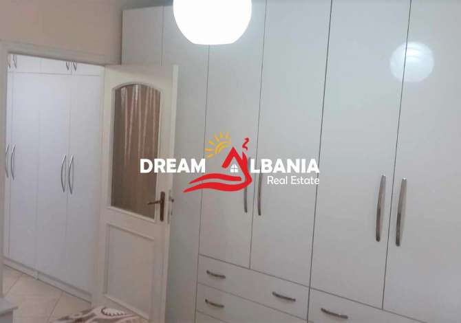 Shtepi ne shitje Apartament ne Tirane, 1+1, Mobilimi E mobiluar, Pagesa 70,000  Euro.