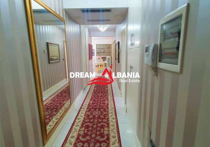 Shtepi me qera 3+1 ne Tirane - 1,500 Euro