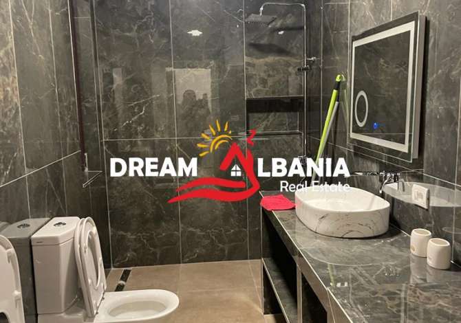 Shtepi ne shitje Apartament ne Tirane, 3+1, Mobilimi E mobiluar, Pagesa 250,000  Euro.