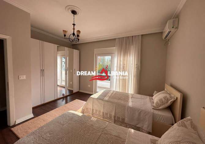 Shtepi me qera Apartament ne Tirane, 2+1, Mobilimi E mobiluar, Pagesa 800  Euro.