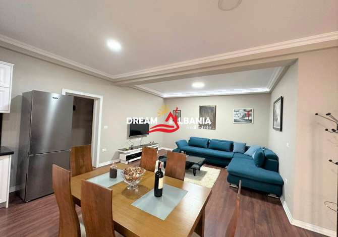Shtepi me qera Apartament ne Tirane, 2+1, Mobilimi E mobiluar, Pagesa 800  Euro.