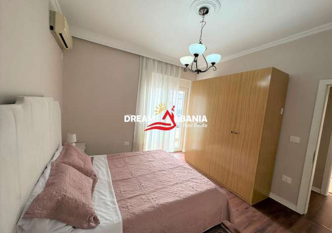 Shtepi me qera 2+1 ne Tirane - 800 Euro