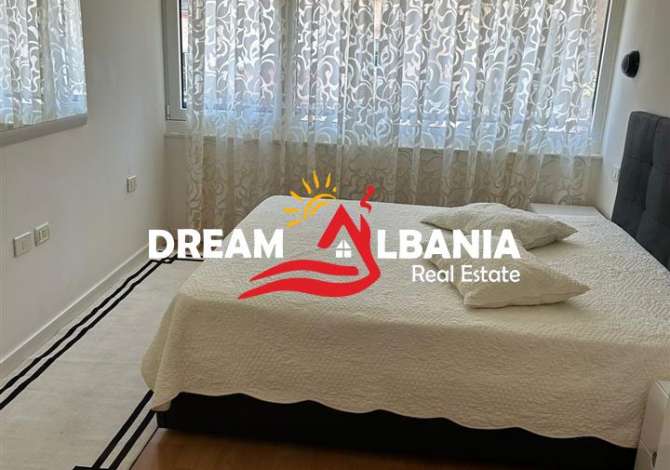 Shtepi ne shitje Apartament ne Tirane, 2+1, Mobilimi E mobiluar, Pagesa 180,000  Euro.