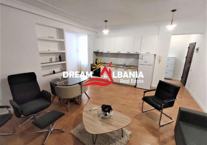 Shtepi ne shitje Apartament ne Tirane, 2+1, Mobilimi E mobiluar, Pagesa 180,000  Euro.