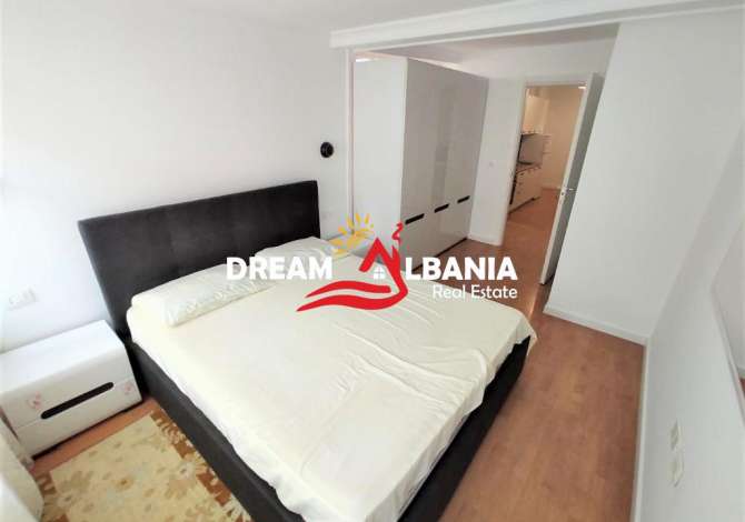 Shtepi ne shitje Apartament ne Tirane, 2+1, Mobilimi E mobiluar, Pagesa 180,000  Euro.