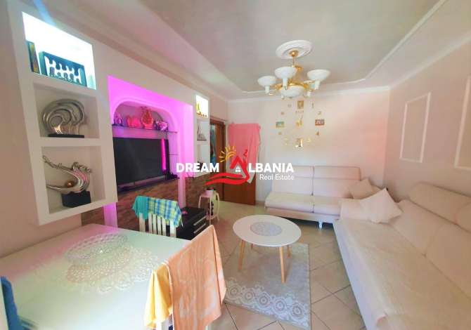 Shtepi ne shitje Apartament ne Tirane, 2+1, Mobilimi E mobiluar, Pagesa 73,000  Euro.