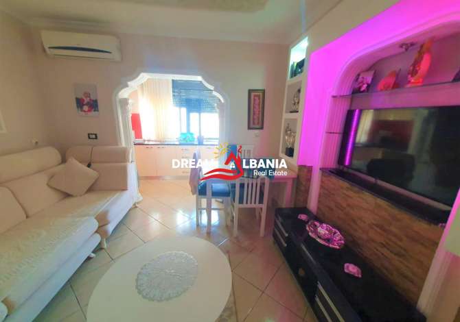 Shtepi ne shitje Apartament ne Tirane, 2+1, Mobilimi E mobiluar, Pagesa 73,000  Euro.