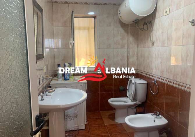 Shtepi ne shitje Apartament ne Tirane, 1+1, Mobilimi E mobiluar, Pagesa 59,900  Euro.