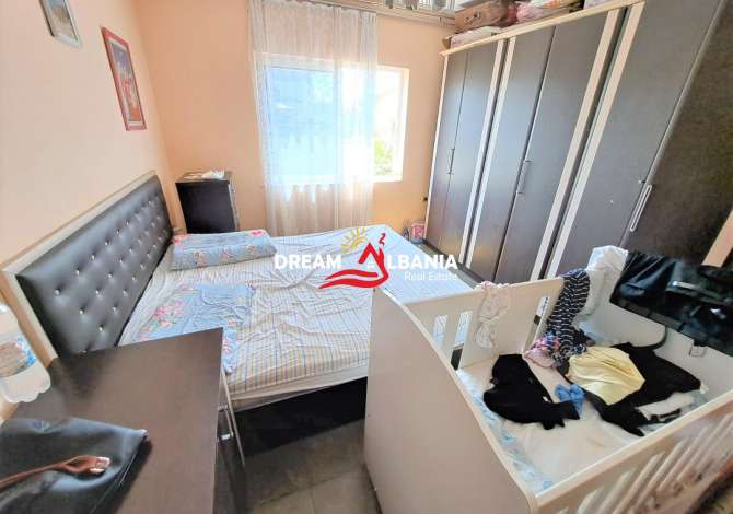 Shtepi ne shitje Apartament ne Tirane, 3+1, Mobilimi Bosh, pa mobiluar, Pagesa 105,000  Euro.
