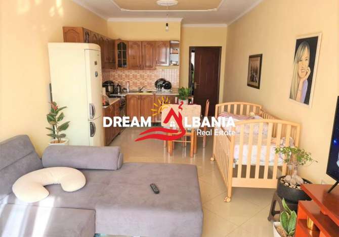 Shtepi ne shitje Apartament ne Tirane, 1+1, Mobilimi E mobiluar, Pagesa 78,000  Euro.