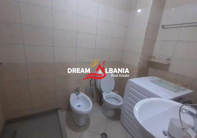 Shtepi ne shitje Apartament ne Tirane, 1+1, Mobilimi E mobiluar, Pagesa 75,000  Euro.