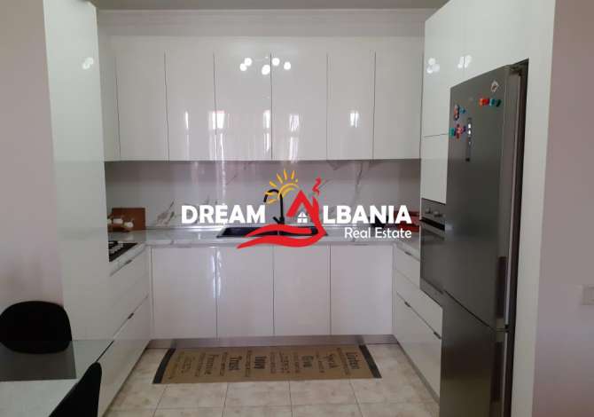 Shtepi ne shitje Apartament ne Tirane, 2+1, Mobilimi E mobiluar, Pagesa 110,000  Euro.