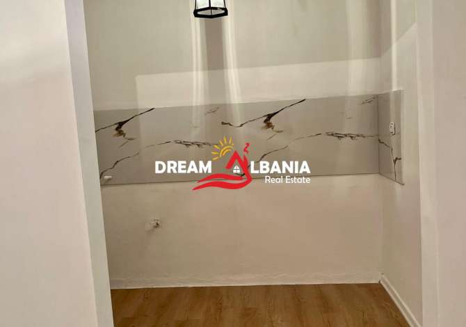 Shtepi ne shitje Apartament ne Tirane, 1+1, Mobilimi Bosh, pa mobiluar, Pagesa 67,000  Euro.