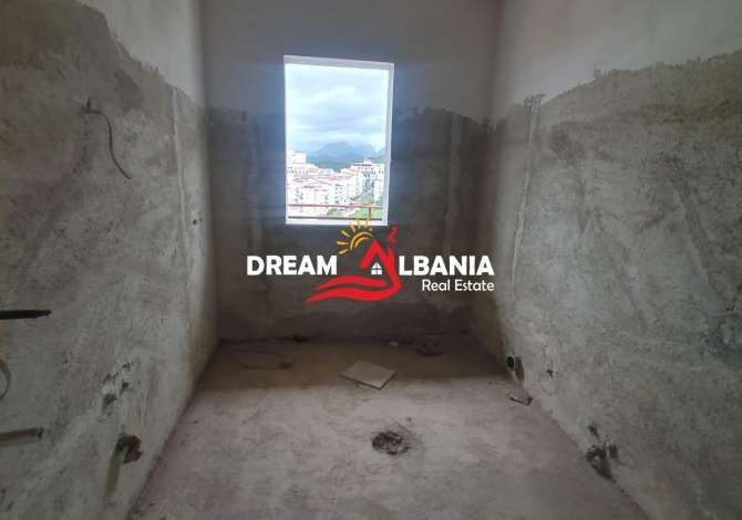 Shtepi ne shitje Apartament ne Tirane, 2+1, Mobilimi Bosh, pa mobiluar, Pagesa 75,000  Euro.