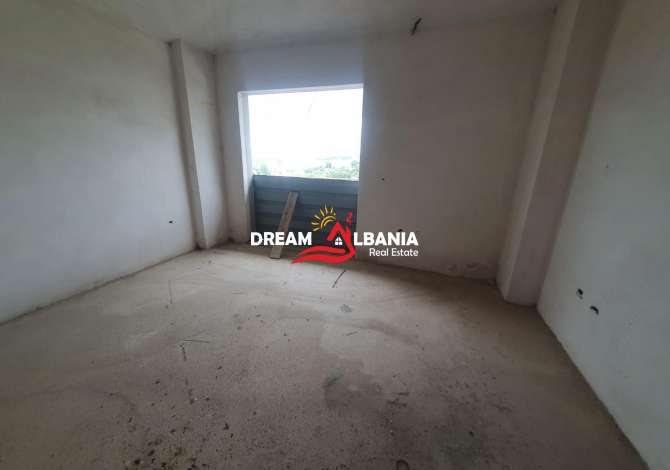 Shtepi ne shitje Apartament ne Tirane, 2+1, Mobilimi Bosh, pa mobiluar, Pagesa 75,000  Euro.