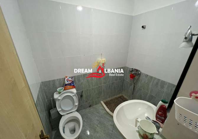 Shtepi ne shitje Apartament ne Tirane, 1+1, Mobilimi E mobiluar, Pagesa 74,000  Euro.