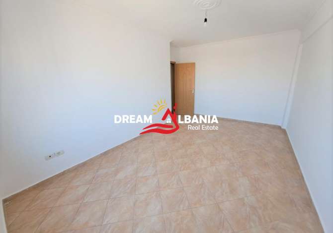 Shtepi ne shitje Apartament ne Tirane, 2+1, Mobilimi Bosh, pa mobiluar, Pagesa 160,000  Euro.