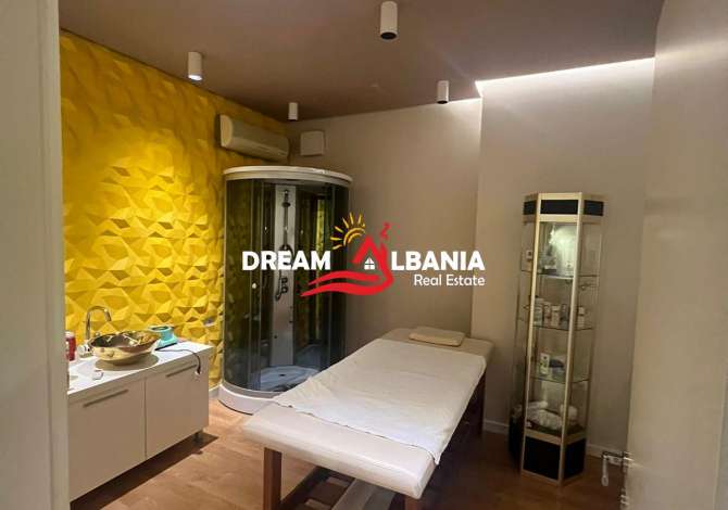 Shtepi ne shitje Apartament ne Tirane, 3+1, Mobilimi Bosh, pa mobiluar, Pagesa 250,000  Euro.