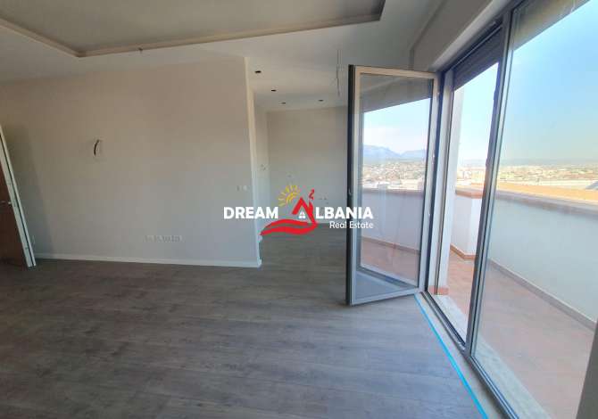 Shtepi ne shitje Apartament ne Tirane, 2+1, Mobilimi Bosh, pa mobiluar, Pagesa 139,000  Euro.