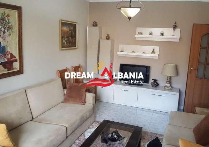 Shtepi ne shitje Apartament ne Tirane, 2+1, Mobilimi E mobiluar, Pagesa 100,000  Euro.