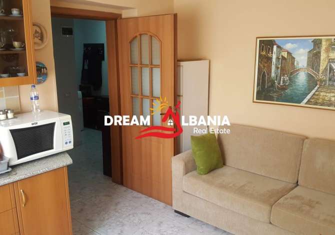 Shtepi ne shitje Apartament ne Tirane, 2+1, Mobilimi E mobiluar, Pagesa 100,000  Euro.