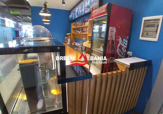 Ambient biznesi me qera 2+1 ne Tirane - 700 Euro