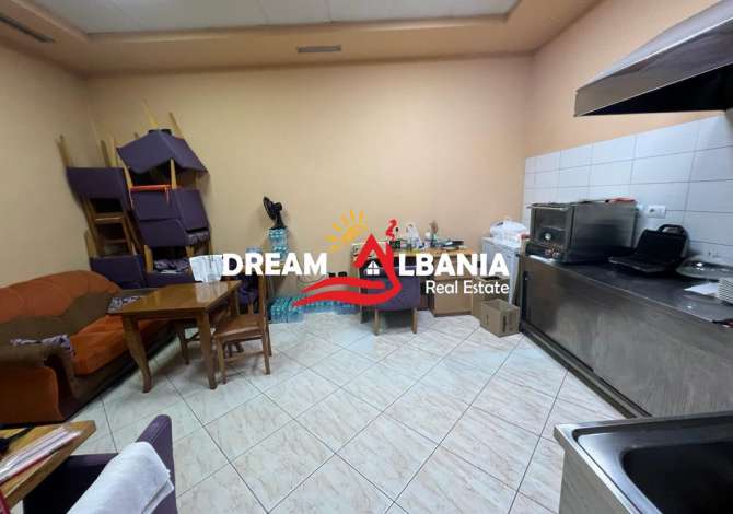 Ambient biznesi ne shitje 2+1 ne Tirane - 480,000 Euro