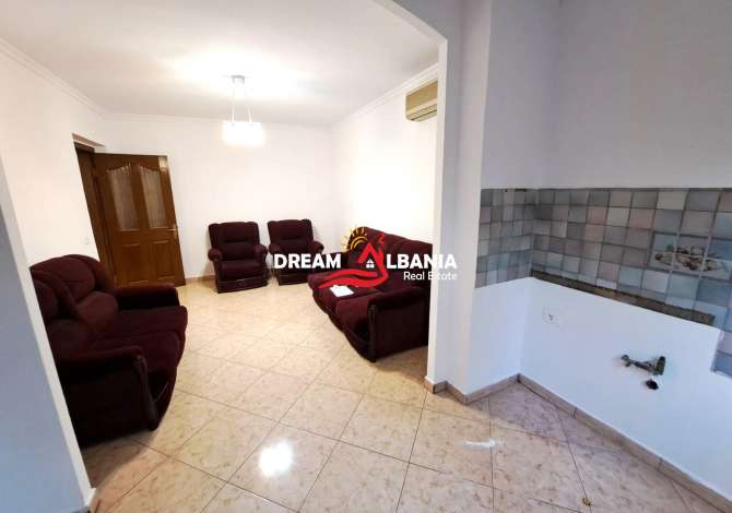Shtepi ne shitje Apartament ne Tirane, 2+1, Mobilimi Bosh, pa mobiluar, Pagesa 88,000  Euro.