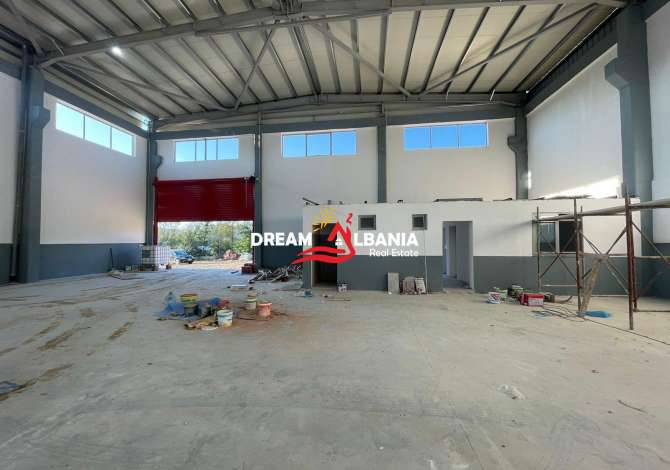 Magazine ne shitje ne autostraden Tirane-Durres (ID 4181065)