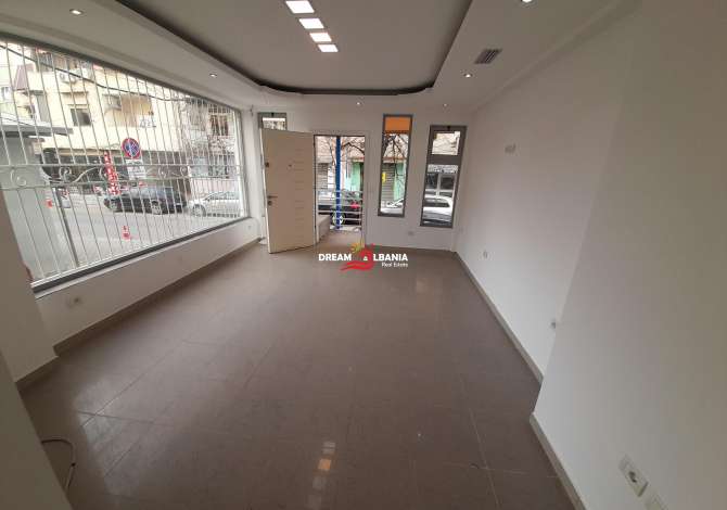 Ambjent biznesi me qera 3+1 ne Tirane - 800 Euro